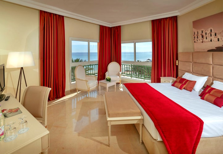 Chambre-de-luxe-ksar-resort-and -thalasso-Sousse
